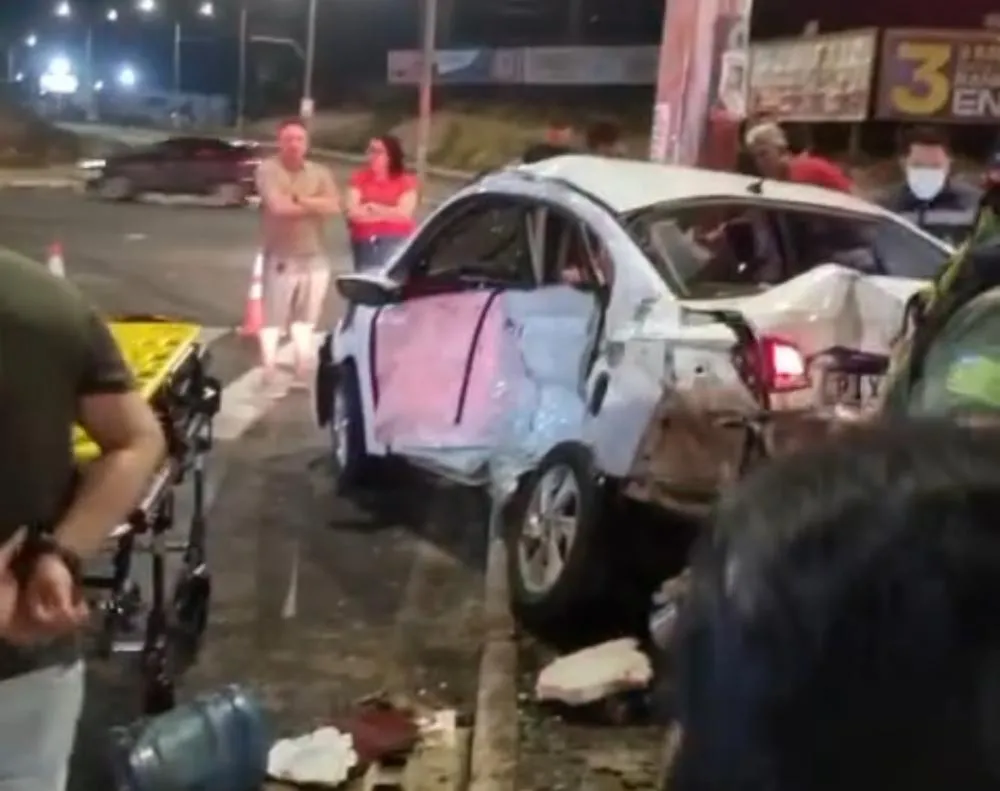 Motorista embriagado avança sinal e mata três pessoas em Teresina