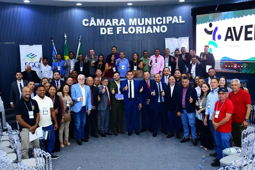 Câmara de Floriano sedia encontro de vereadores e vereadoras da AVEP