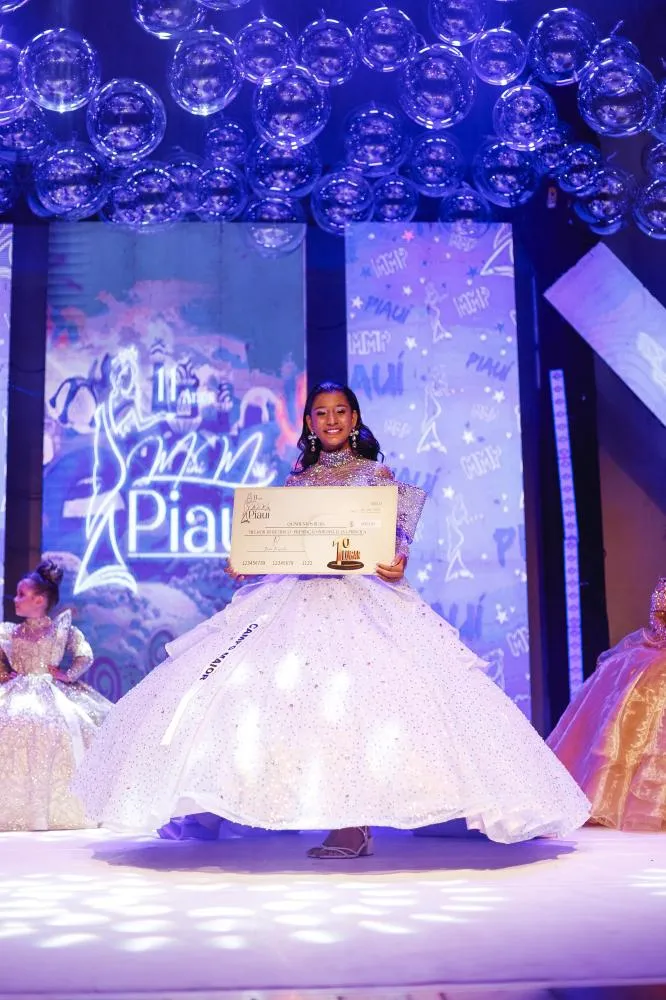 Maria Lia leva o título de Rainha da Beleza no Mini Miss Piauí 2025 com brilho