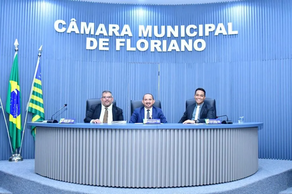 Câmara aprova projeto que cria cargos para a realização do próximo concurso público de Floriano