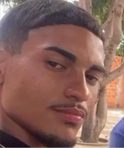 Jovem de 19 anos morre após grave acidente na Avenida Calisto Lobo, em Floriano
