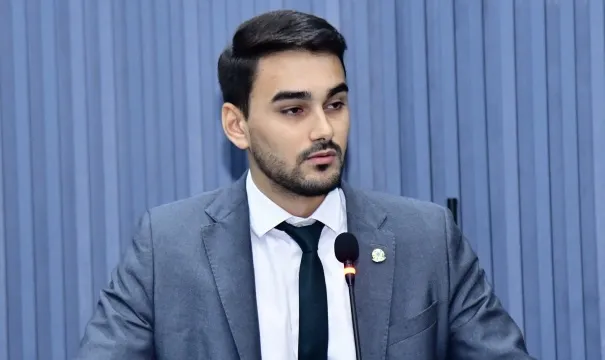 Manfrine Pereira cobra repasse do IFA para agentes de endemias e de saúde de Floriano