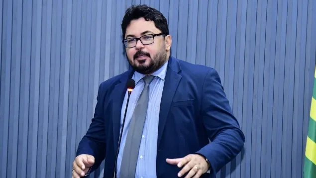 Magno Weverson enaltece ações de fomento ao turismo e da causa animal em Floriano