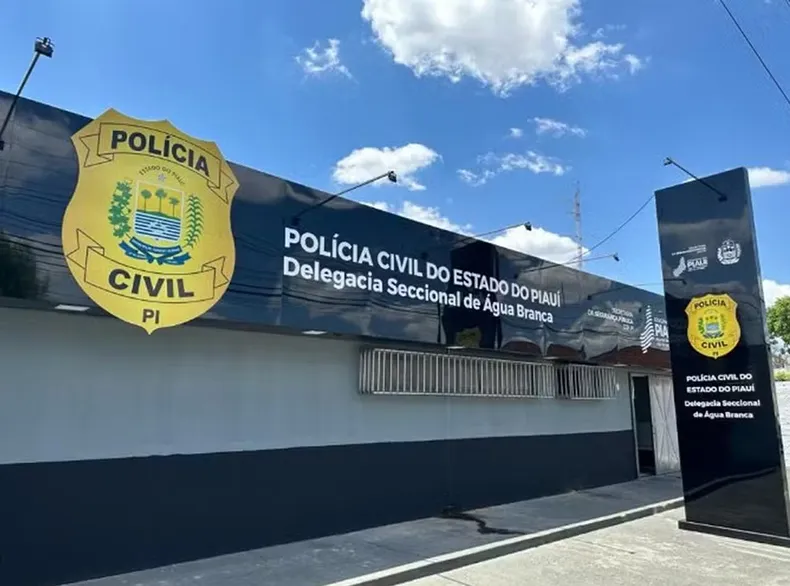 Jovem é baleado em casa por suspeitos que procuravam por seu irmão no Piauí