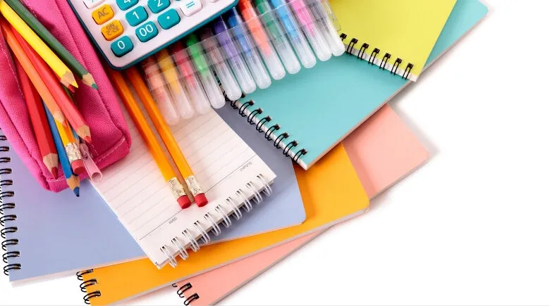 Material escolar mais caro: confira dicas para economizar e seus direitos como consumidor