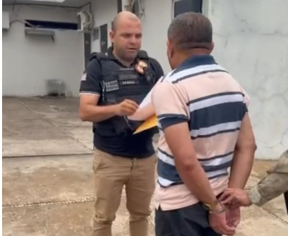 Professor suspeito de abusar de 244 alunos passa por audiência de custódia no PI