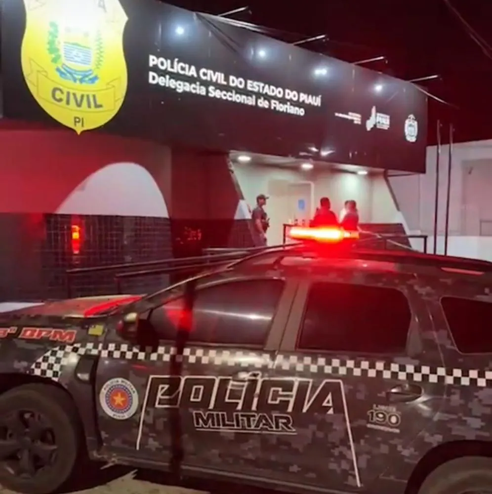 Dupla armada invade residência e faz vítimas reféns durante reunião religiosa em Floriano