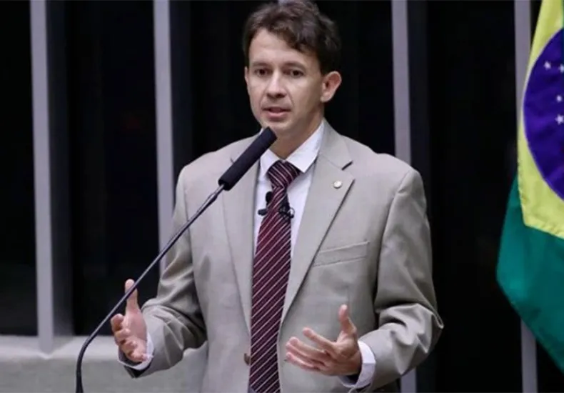 Deputado é alvo de operação para apurar desvio de emendas 'pix' no Acre