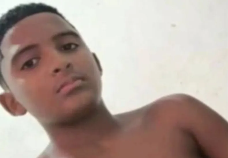 Adolescente morre após ataque de tubarão na Praia Del Chifre, em Olinda (PE)
