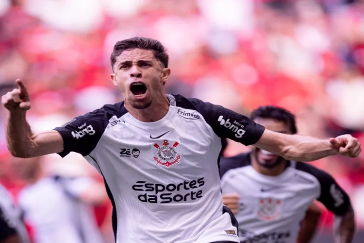 Com expulsão e controle do jogo, Corinthians vence Flamengo e leva a Supercopa