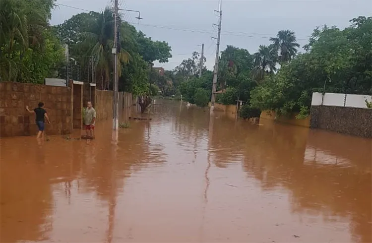 Picos está alerta para chuvas intensas com previsão de até 100 mm nesta quarta
