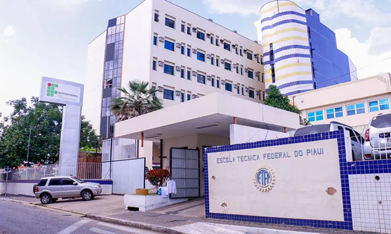 IFPI confirma concurso público com 81 vagas para professor; veja áreas
