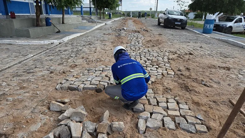 AE interliga 250 metros de rede e leva mais acesso a água em Monsenhor Hipólito
