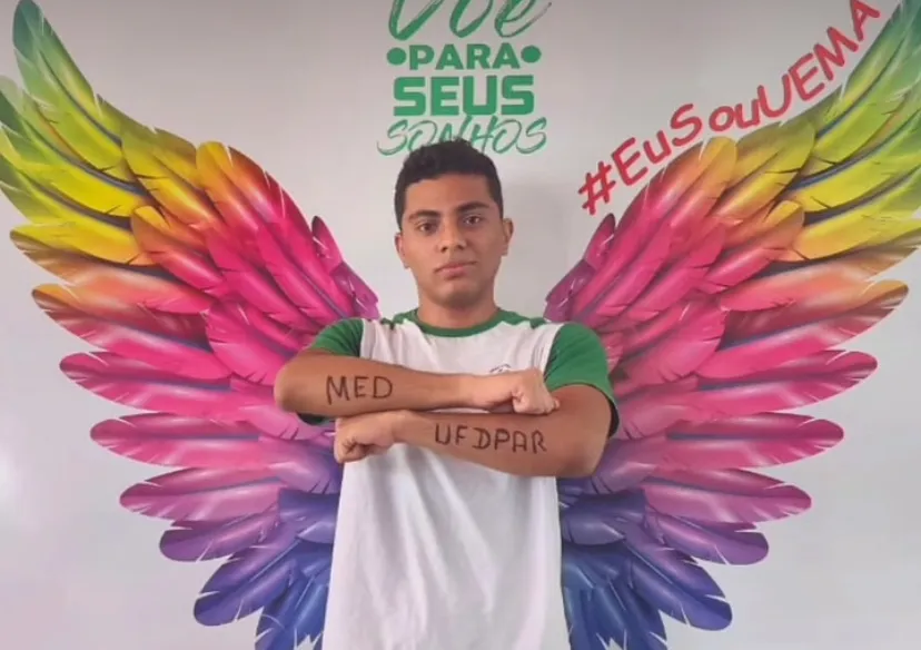 Filho de pedreiro e dona de casa é aprovado em Medicina e faz história em Brasileira, no Piauí
