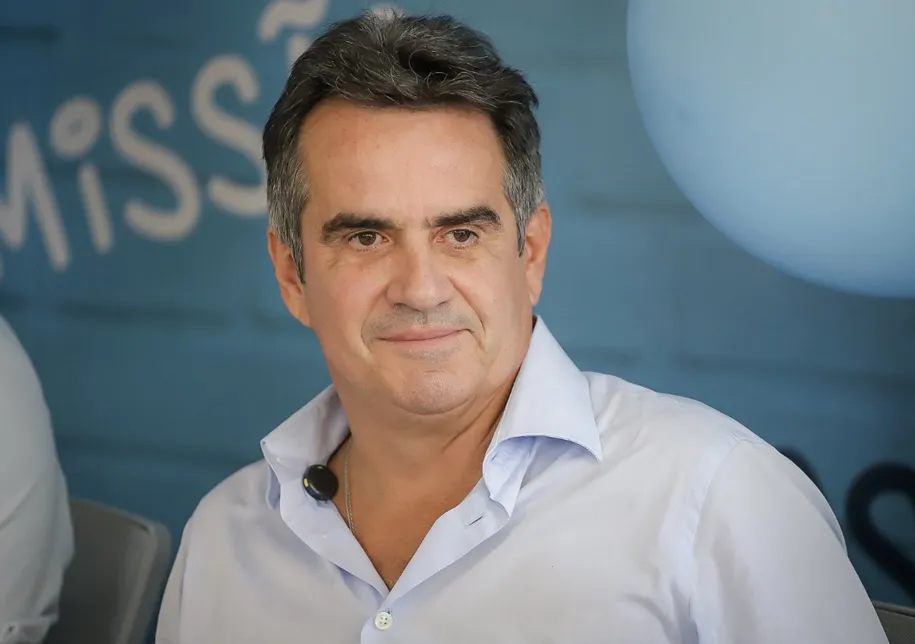 Polícia Federal cumpre mandados em endereços ligados ao senador Ciro Nogueira