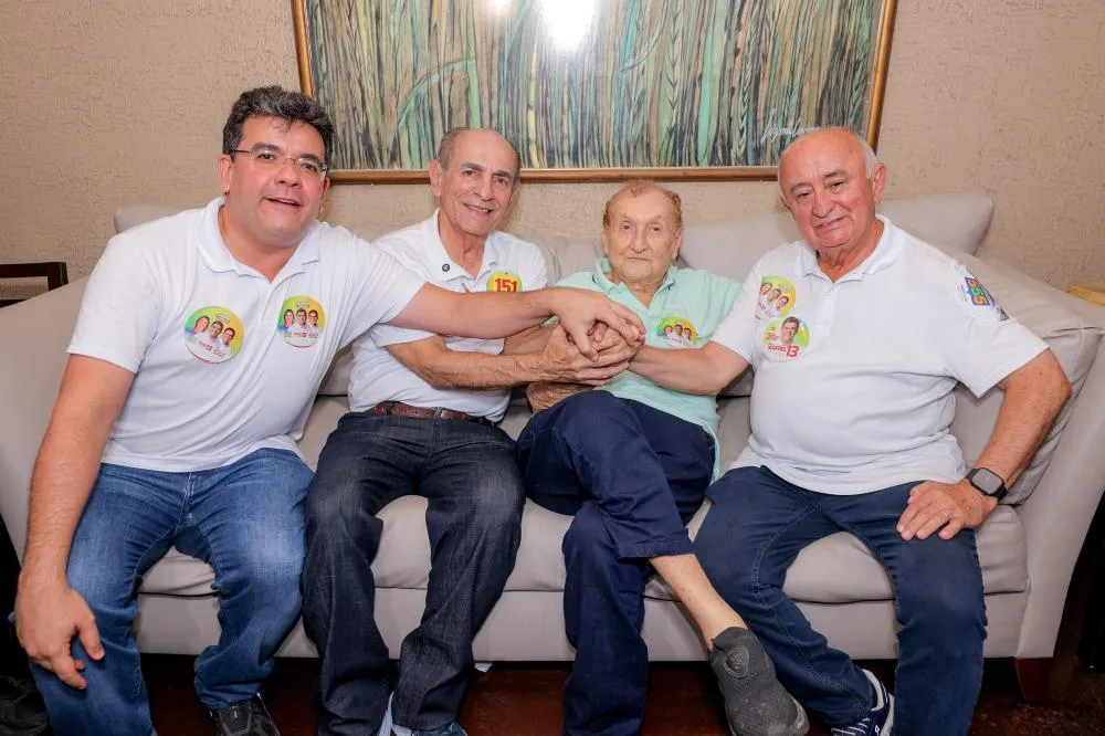 Rafael Fonteles sela aliança histórica com família Mão Santa em Parnaíba: “União boa para o povo”